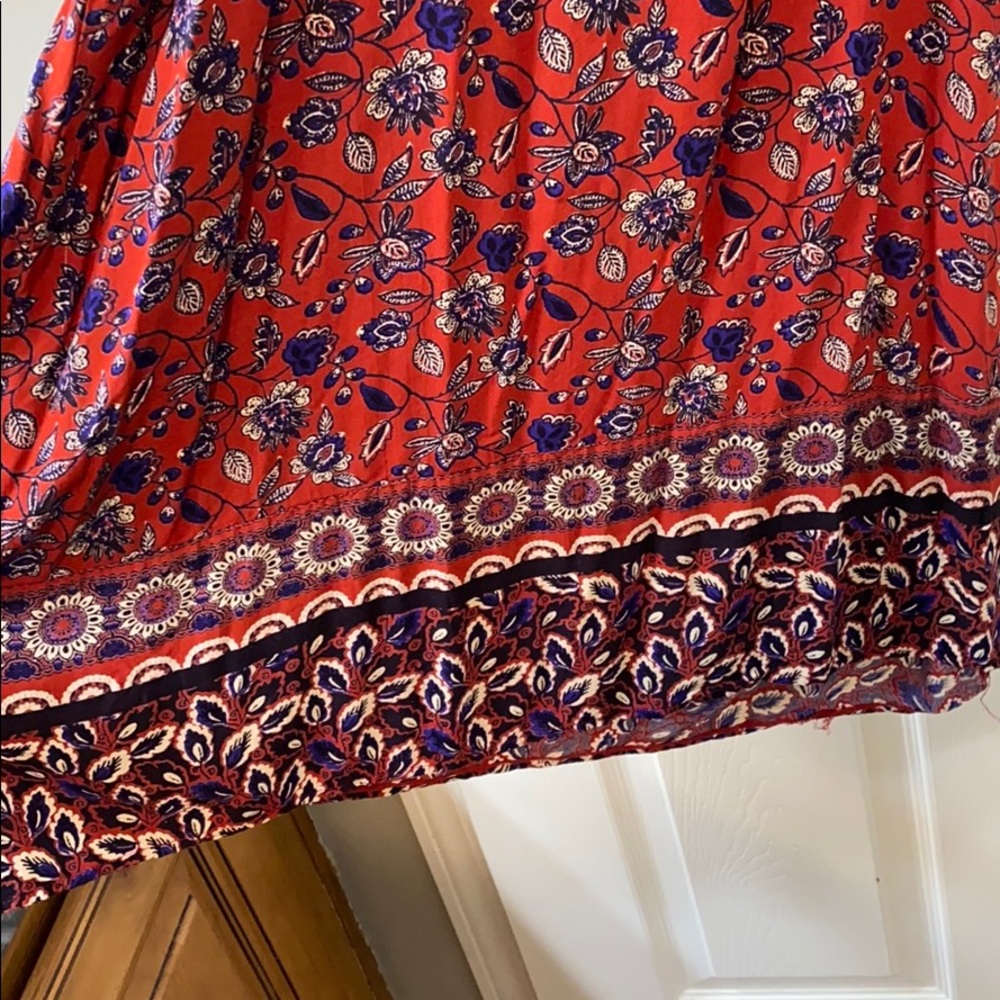 Red with white and blue floral pattern dress - Picture 5 of 10